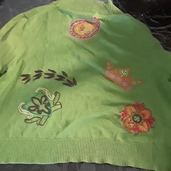 BCBG  Maxazria cardigan - Picture 4 of 4